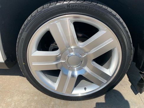 Used 2018 Chevrolet Silverado 1500 LT w/ Texas Edition RWD image 11