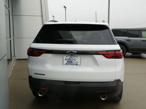 Used 2022 Chevrolet Traverse LS w/ Midnight/Sport Edition image 4