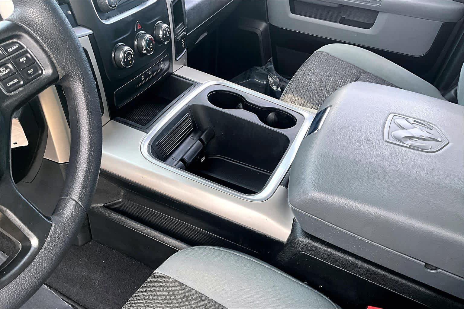 Used 2020 RAM 1500 Warlock RWD image 16