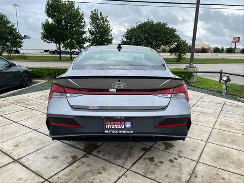 Certified 2026 Hyundai Elantra Sport FWD image 12