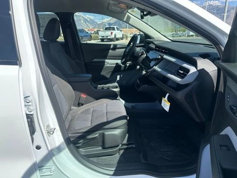 New 2027 Chevrolet Bolt LT w/ Comfort Package FWD image 17