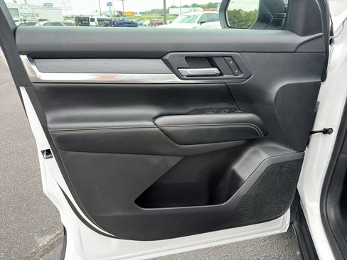 Used 2025 GMC Terrain Elevation FWD image 19