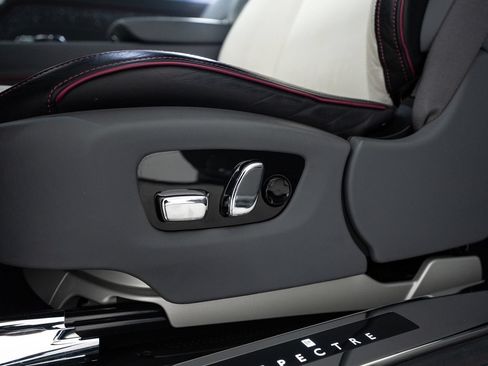Used 2024 Rolls-Royce Spectre w/ Leather Finishing Pack AWD/4WD image 29