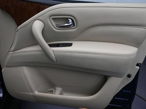 Used 2019 INFINITI QX80 Luxe RWD image 34