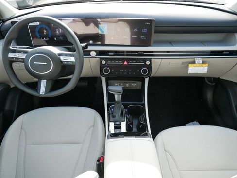 New 2026 Hyundai Tucson SEL image 9