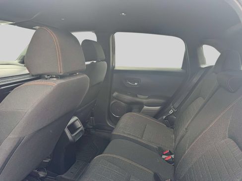 Used 2024 Honda HR-V Sport image 10