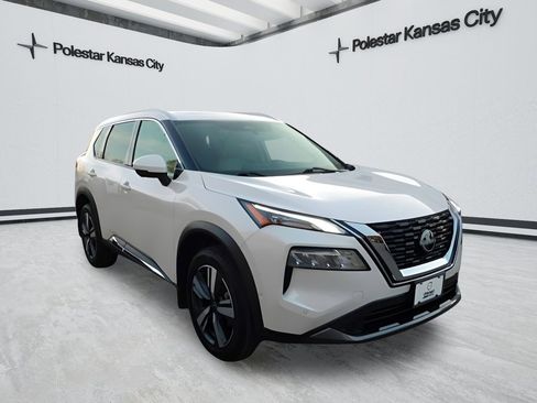 Used 2023 Nissan Rogue SL w/ SL Premium Package image 1