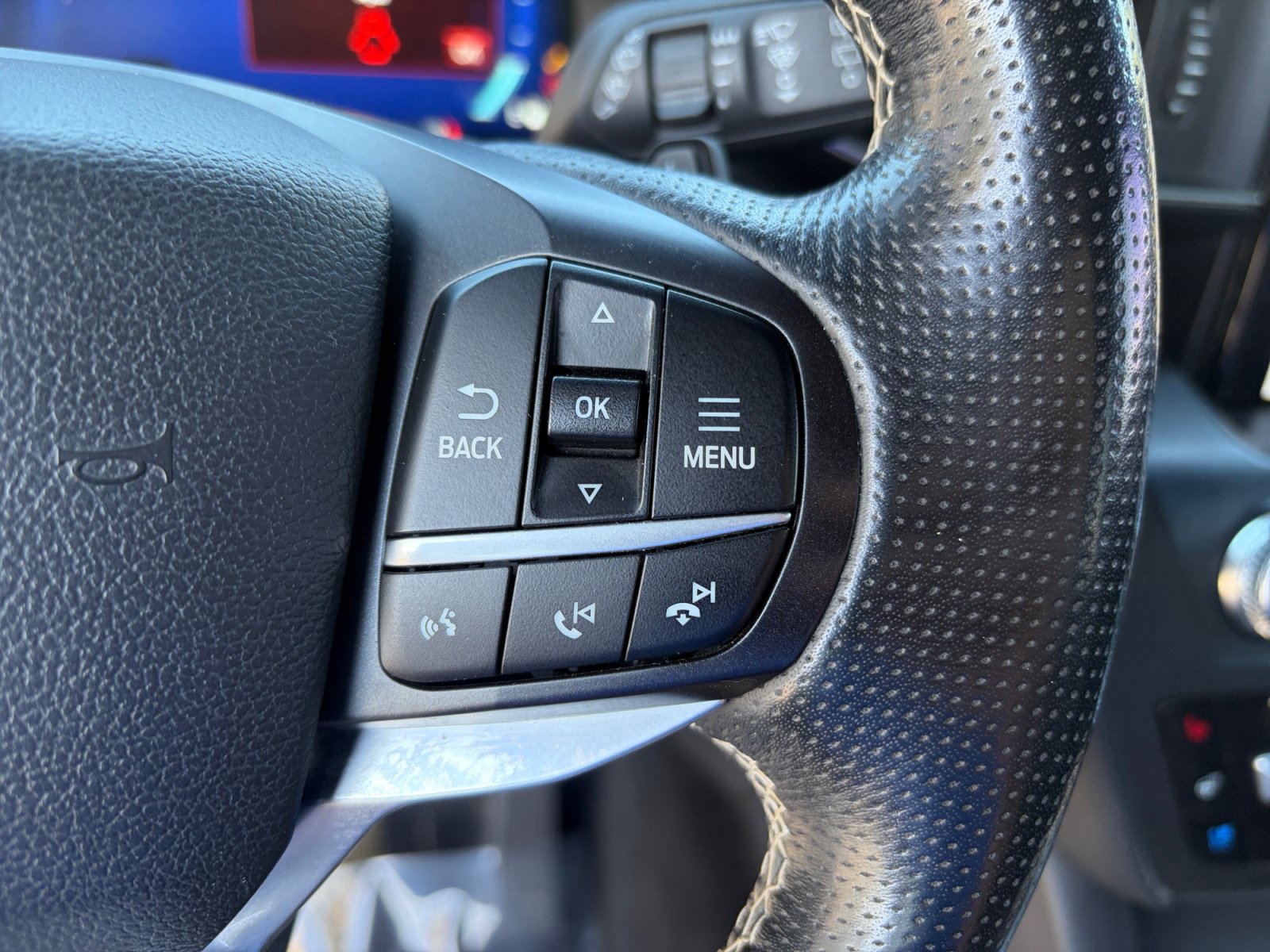 Used 2020 Ford Explorer ST w/ ST High-Performance Pack AWD/4WD image 15