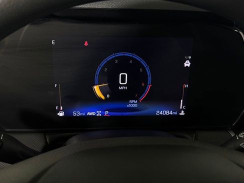 Used 2025 Chevrolet TrailBlazer LT AWD/4WD image 14