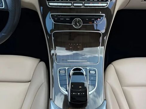 Used 2016 Mercedes-Benz C 300 Sedan w/ Surround View Package image 28