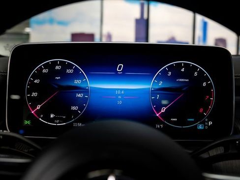 New 2026 Mercedes-Benz CLE 300 4MATIC Coupe image 18