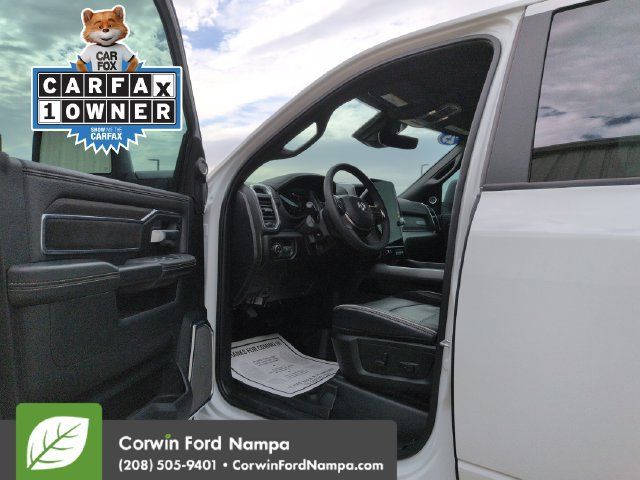Used 2025 RAM 3500 Laramie AWD/4WD image 9