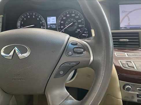 Used 2015 INFINITI Q70 3.7 w/ Technology Package RWD image 19