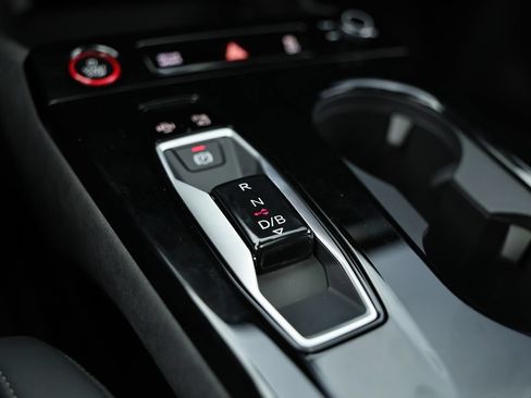 New 2027 Audi SQ6 e-tron Premium Plus AWD/4WD image 40
