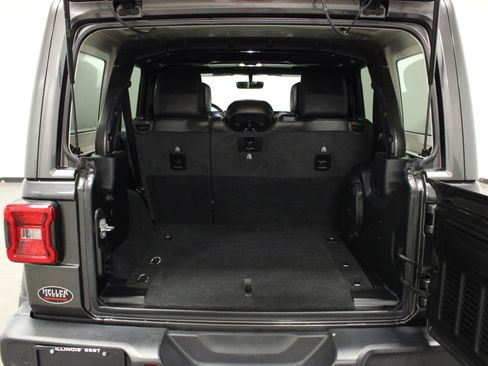 Used 2021 Jeep Wrangler Unlimited Sahara image 26