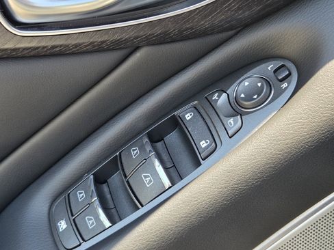 Used 2023 INFINITI Q50 Sensory RWD image 31
