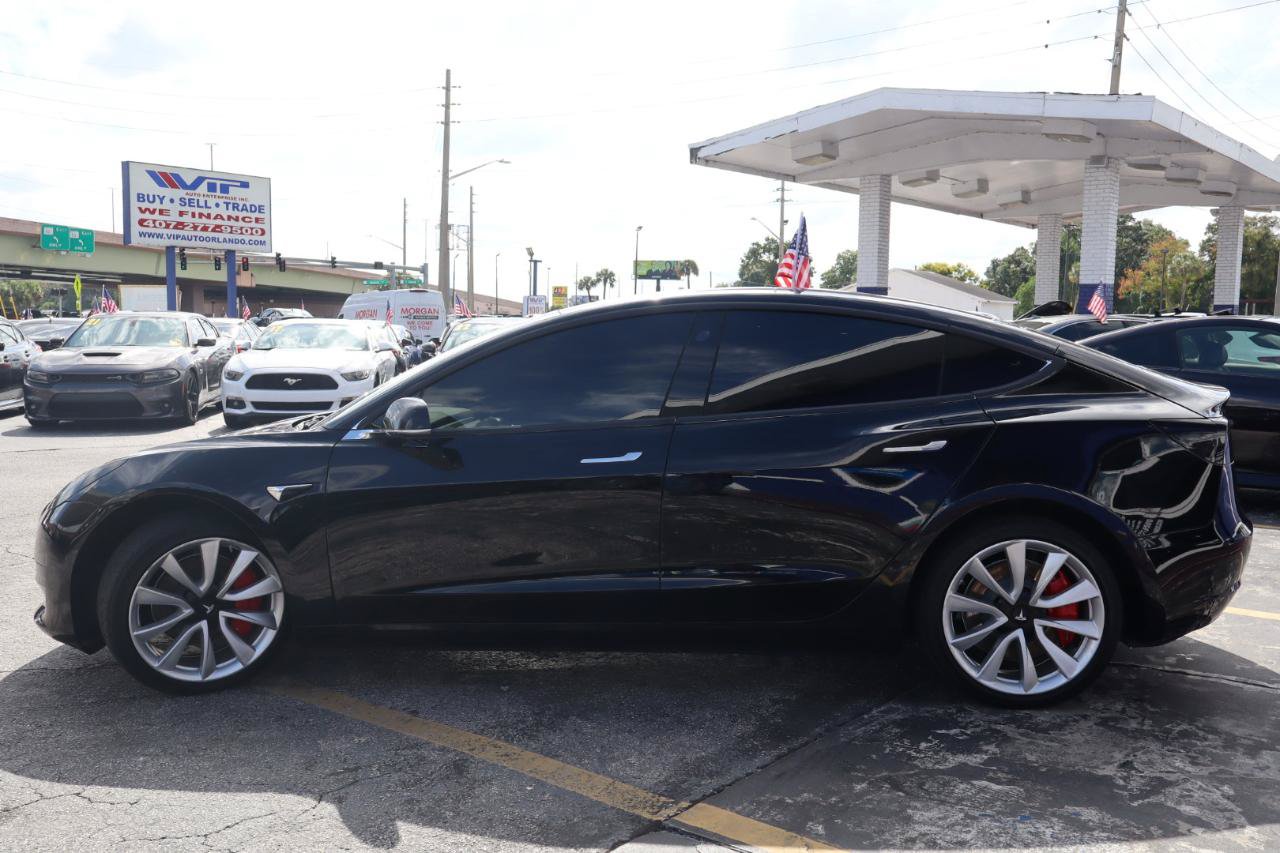 Used 2018 Tesla Model 3 Long Range RWD image 7