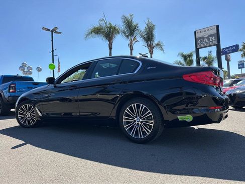 Used 2019 BMW 530e w/ Convenience Package image 3