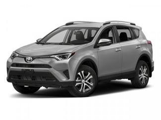 Used 2018 Toyota RAV4 LE w/ Carpet Mat Package AWD/4WD video 1