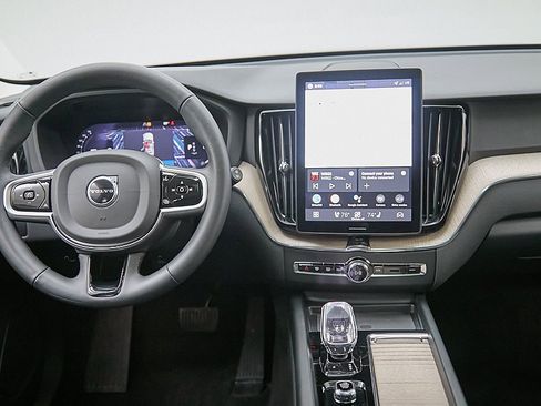 New 2026 Volvo XC60 B5 Plus w/ Protection Package Premier image 26