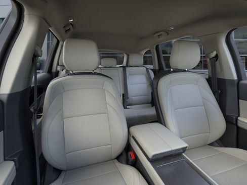 New 2026 Lincoln Nautilus Premier AWD/4WD image 10
