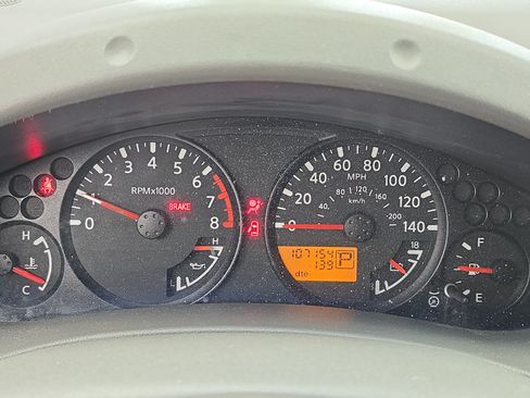 Used 2005 Nissan Frontier LE w/ (X01) Leather Pkg RWD image 18