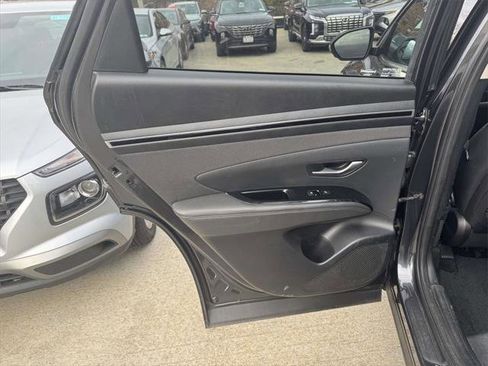 Certified 2022 Hyundai Tucson Limited image 10