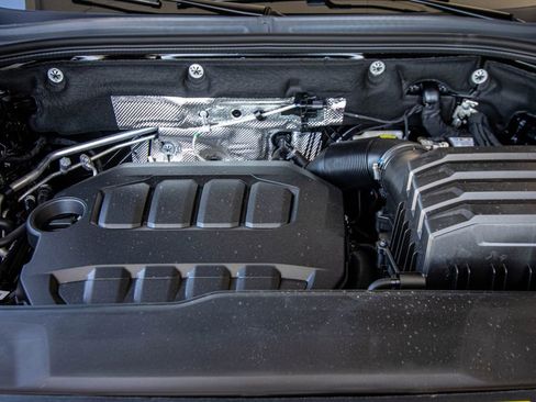 New 2026 Volkswagen Atlas Peak Edition image 11