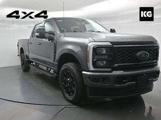 New 2026 Ford F250 Lariat w/ Black Appearance Package 360° Tour