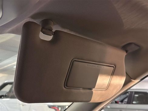 Used 2019 INFINITI QX60 Luxe w/ Essential Package image 29