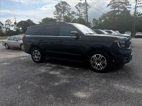 Used 2025 Ford Expedition Active RWD image 25