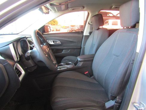 Used 2016 Chevrolet Equinox LS FWD image 8