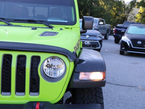 Used 2021 Jeep Gladiator Rubicon w/ Trailer Tow Package AWD/4WD image 12