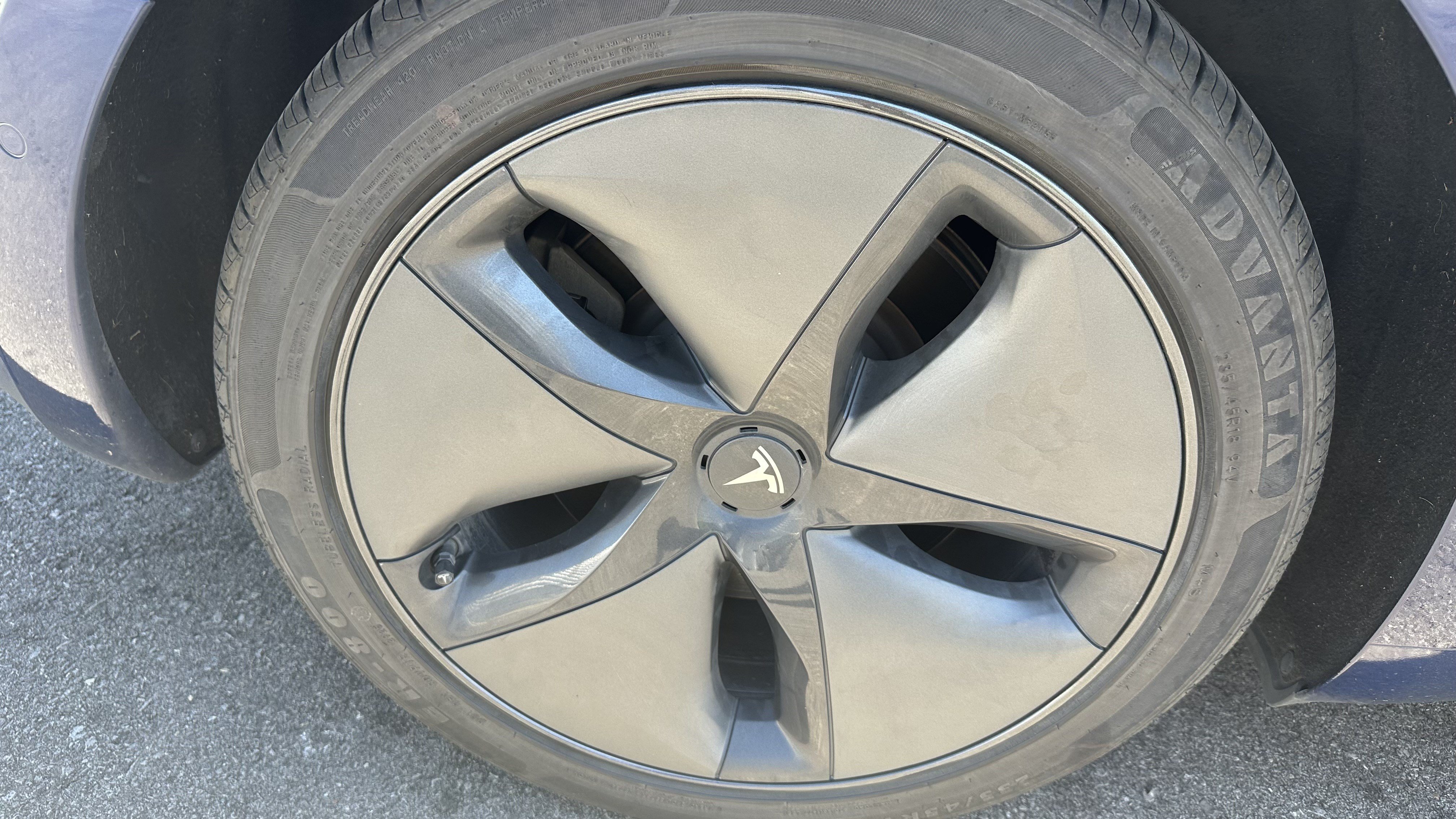 Used 2018 Tesla Model 3 Long Range AWD/4WD image 14