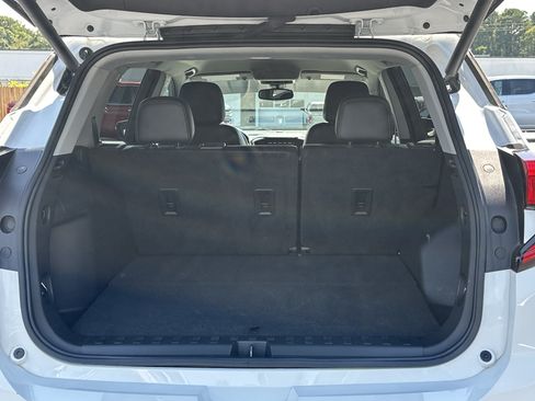 Used 2022 GMC Terrain SLT FWD image 14