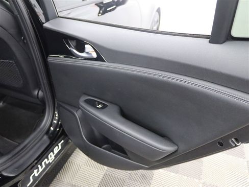 Used 2022 Kia Stinger GT-Line RWD image 23