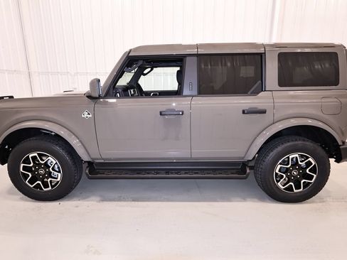 New 2026 Ford Bronco Outer Banks AWD/4WD image 6