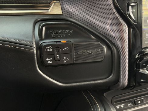 Used 2019 RAM 2500 Limited AWD/4WD image 19