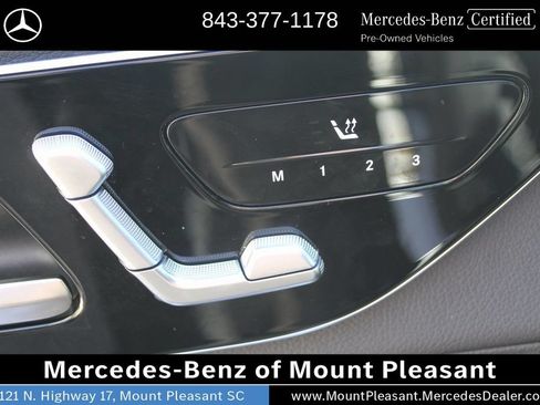 Used 2025 Mercedes-Benz GLC 300 image 24