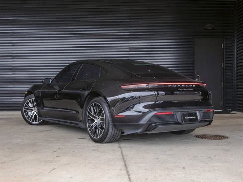 Used 2020 Porsche Taycan Turbo image 3