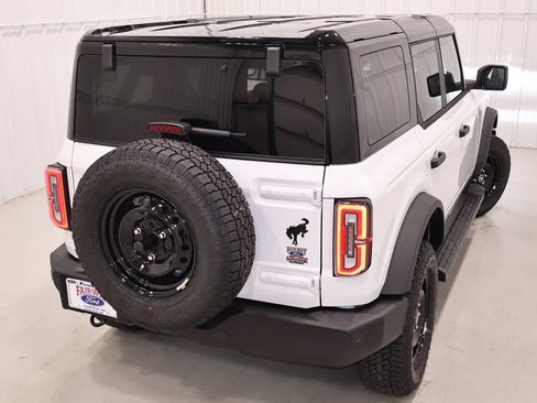 New 2026 Ford Bronco Outer Banks w/ Black Appearance Package AWD/4WD image 35