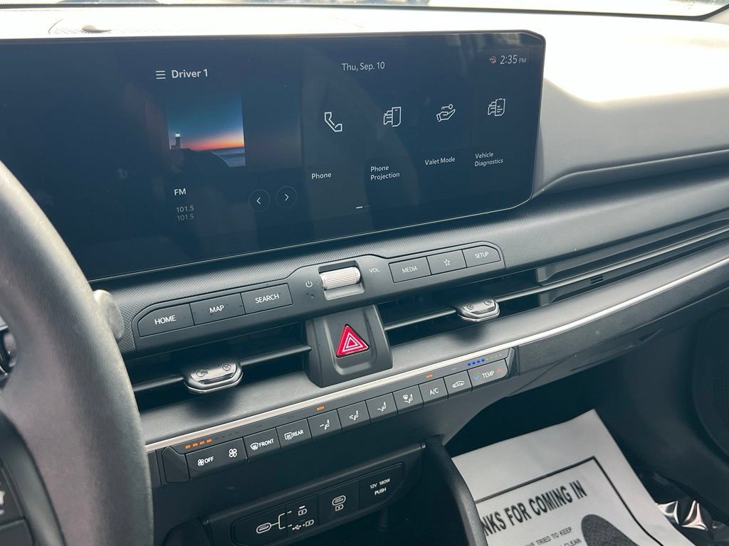 Used 2025 Kia K4 FWD image 18