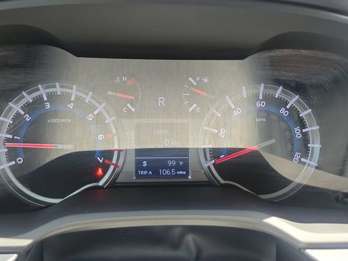 Used 2017 Toyota 4Runner Limited AWD/4WD image 23
