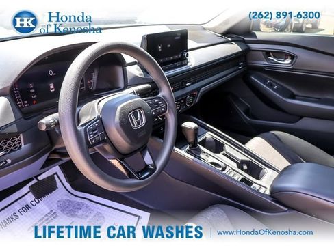 Used 2024 Honda Accord EX image 11
