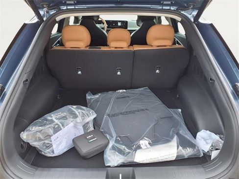 New 2025 Kia EV6 Wind image 22
