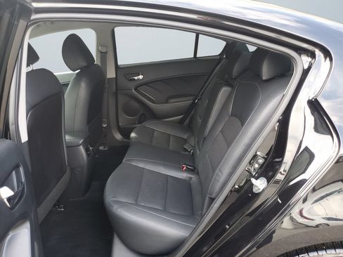 Used 2017 Kia Forte EX FWD image 13