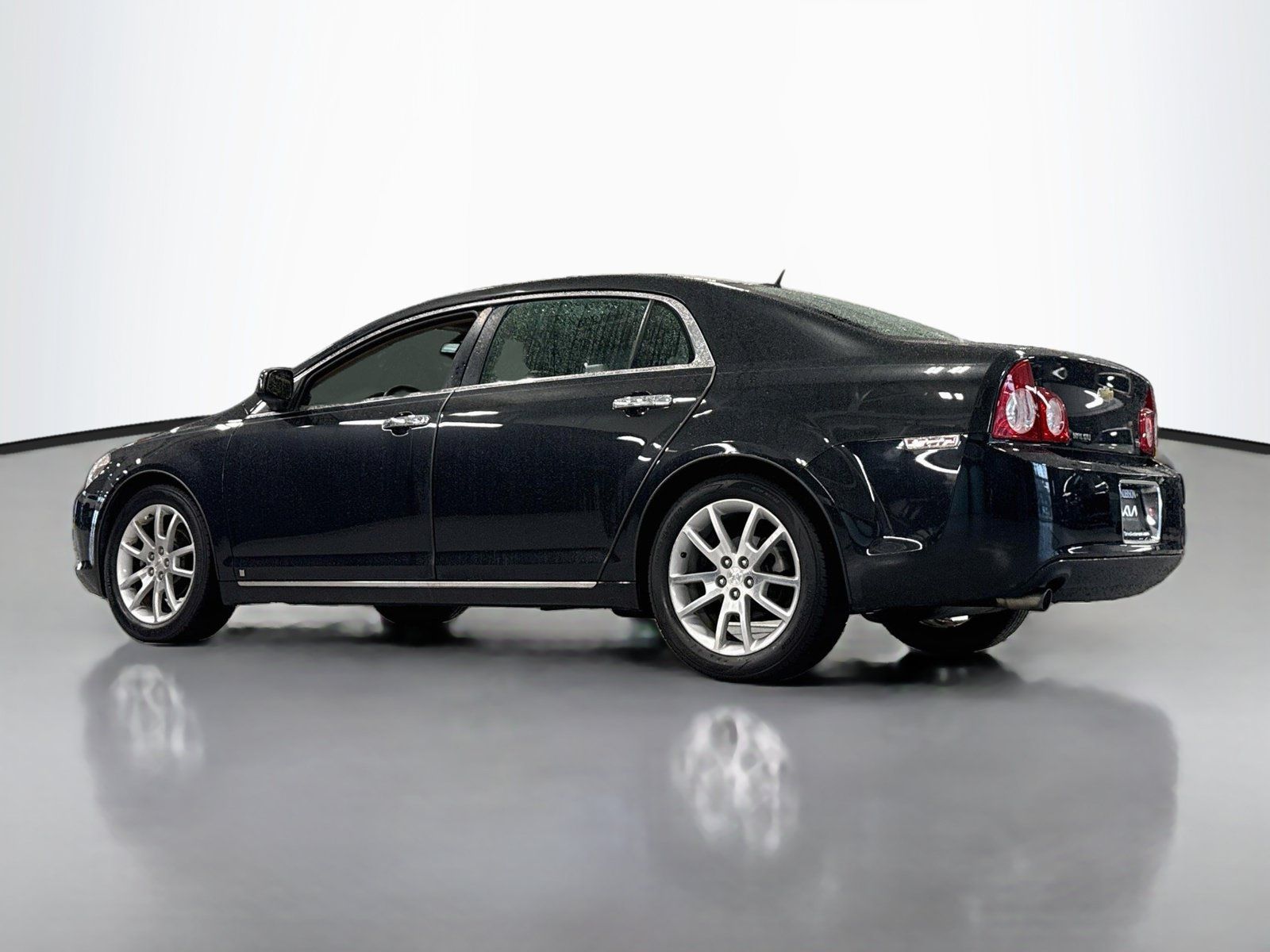 Used 2009 Chevrolet Malibu LTZ FWD image 5