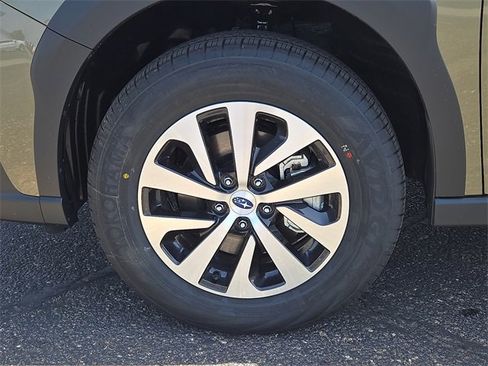 New 2025 Subaru Outback Premium image 7