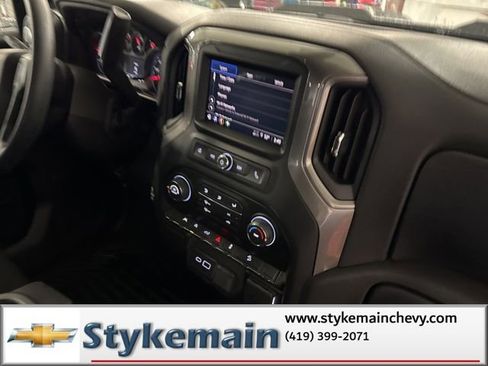 New 2026 Chevrolet Silverado 1500 Custom Trail Boss w/ Turbomax Blackout Package AWD/4WD image 17
