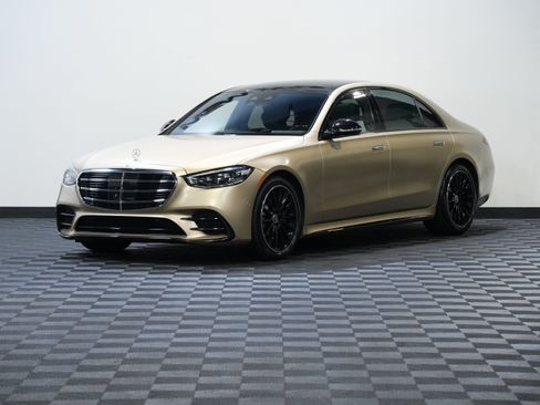Used 2023 Mercedes-Benz S 580 4MATIC Sedan image 3